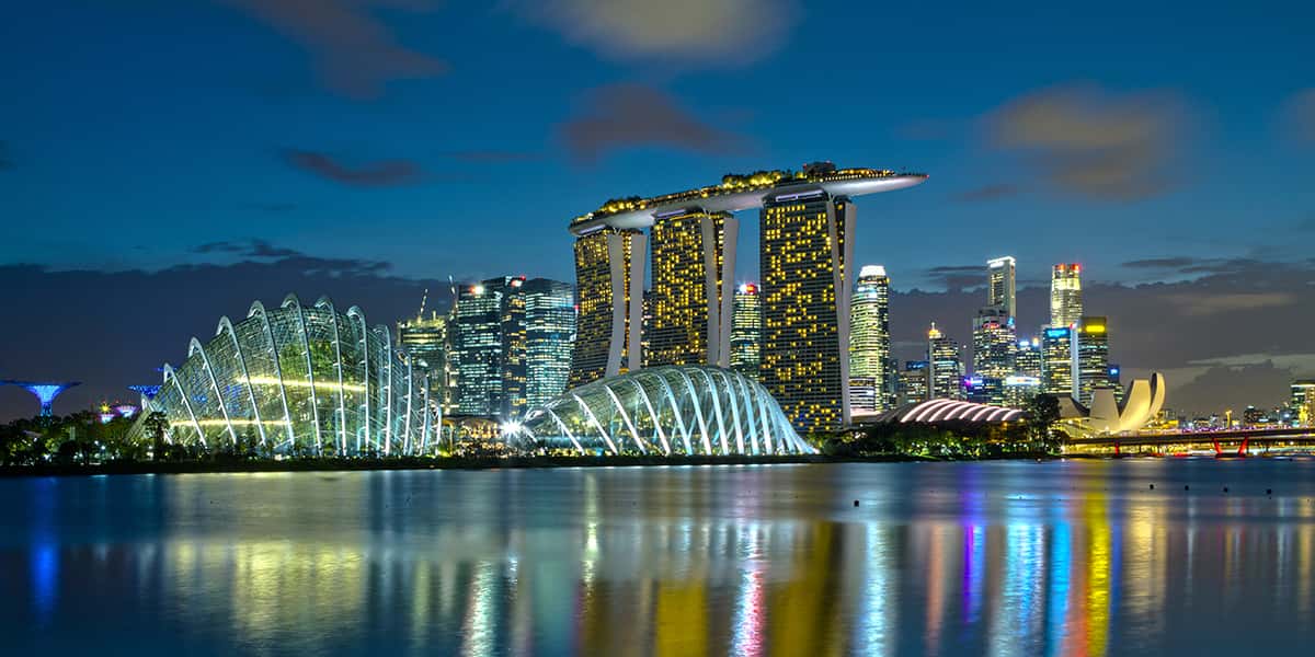 Panoramaaufnahme der marina bay in Singapur