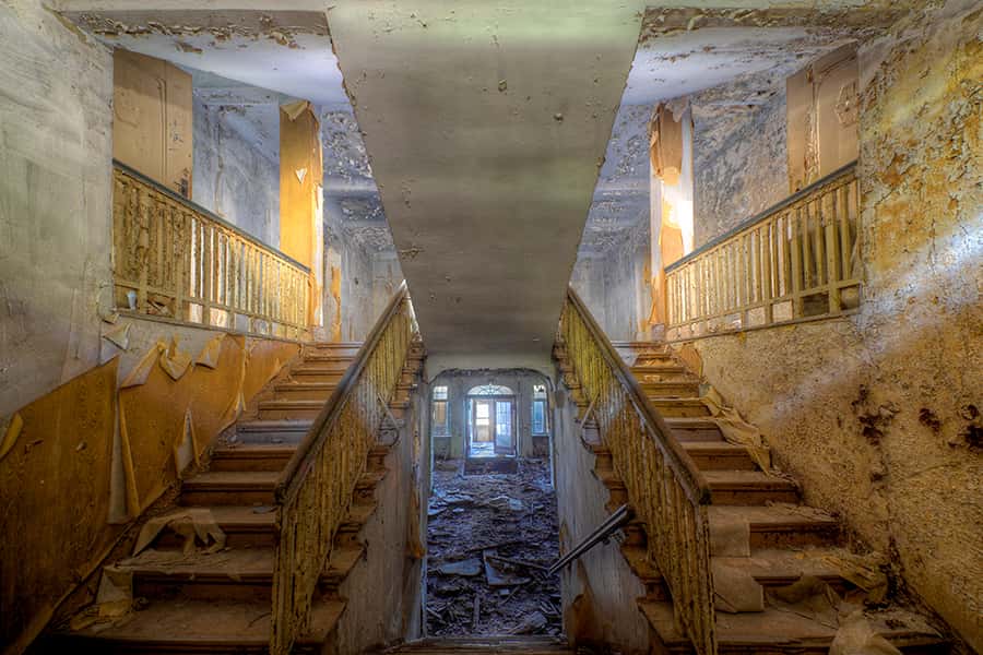 Das Treppenhaus eines verlassenen Sanatorium im Harz