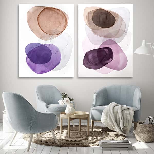 Runde Ovale Formen in den Farben lila und braun auf weißem Hintergrund & Runde Ovale Formen Sommerliche Farben auf weißem Hintergrund in einem Raummilieu als Bundle